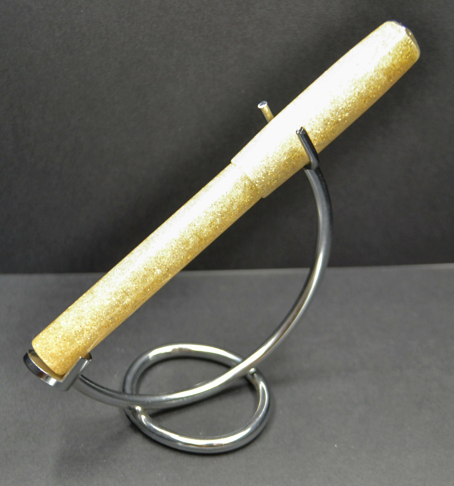 K24 - (SNR) Champagne - Pen Show After Dark