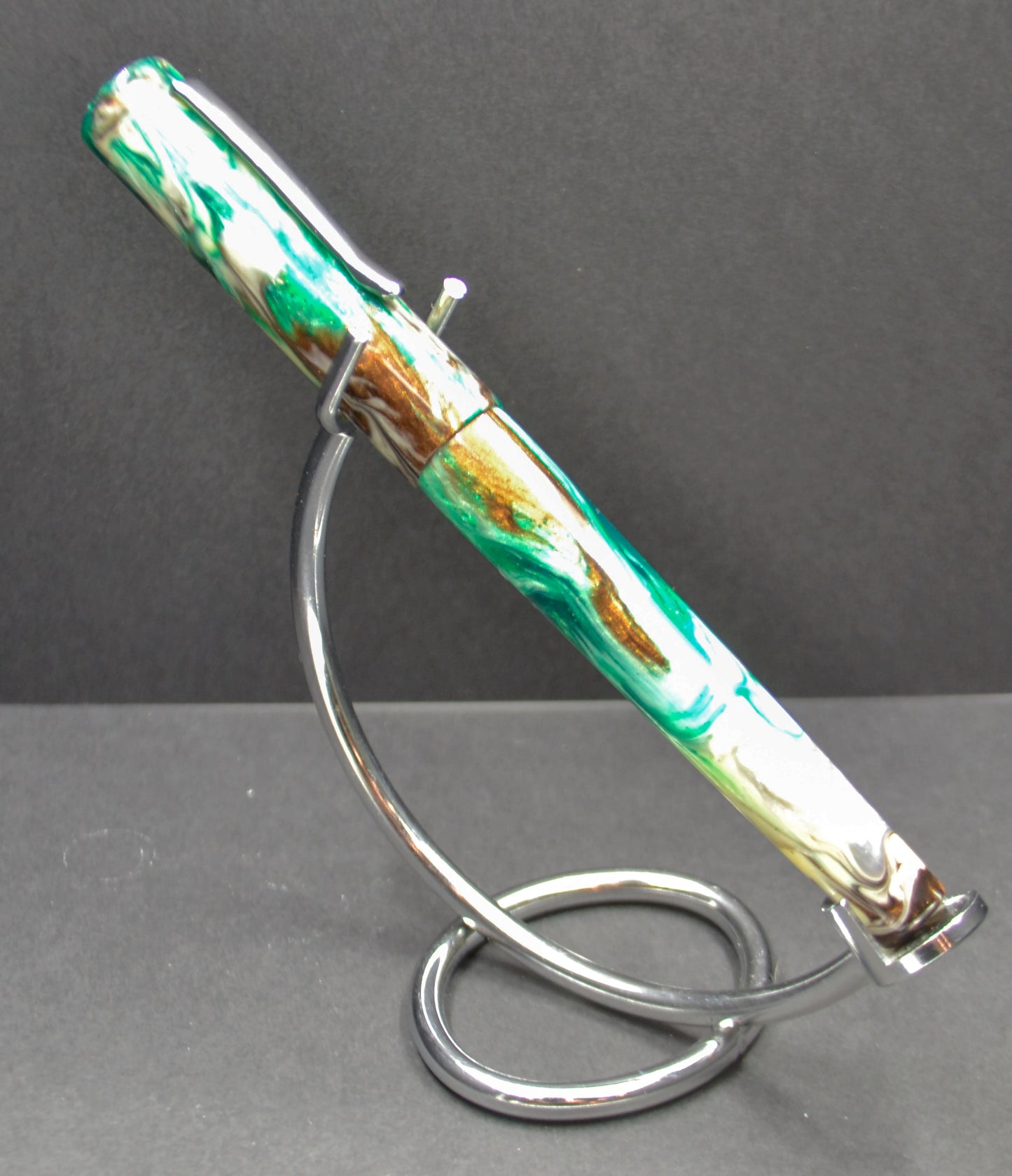 B24 - (SNR) - Irish Isles w/Stainless clip