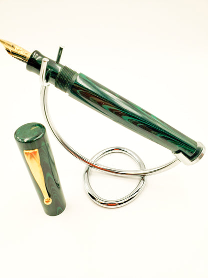 M615C - Black-Green Ebonite - JOWO 18K Gold Broad Nib