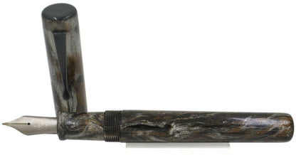 M566C - (Evancio) - Heimdallr resin - BOCK #8 Titanium M nib w-ebonite feed