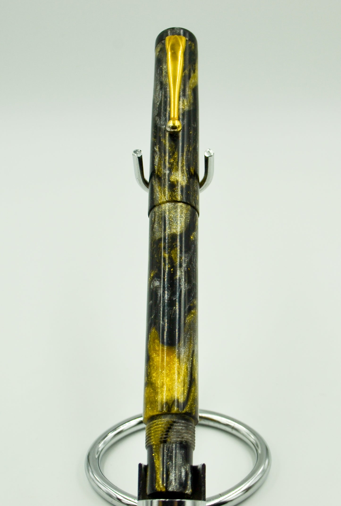 M414D - Black-Silver-Gold Diamond Cast