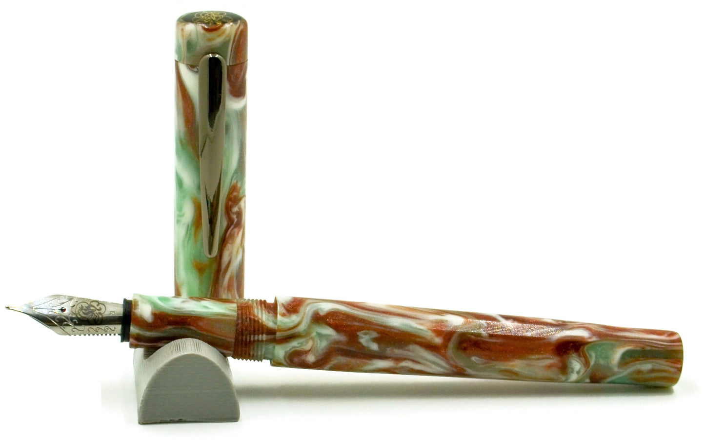 B24 - "Melted Ice cream" Diamond Cast Gunmetal Clip (220207)