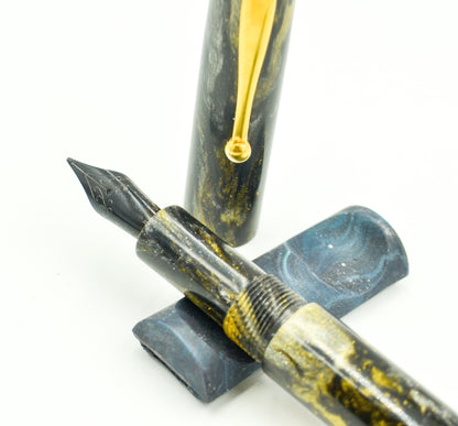 M414D - Black-Silver-Gold Diamond Cast