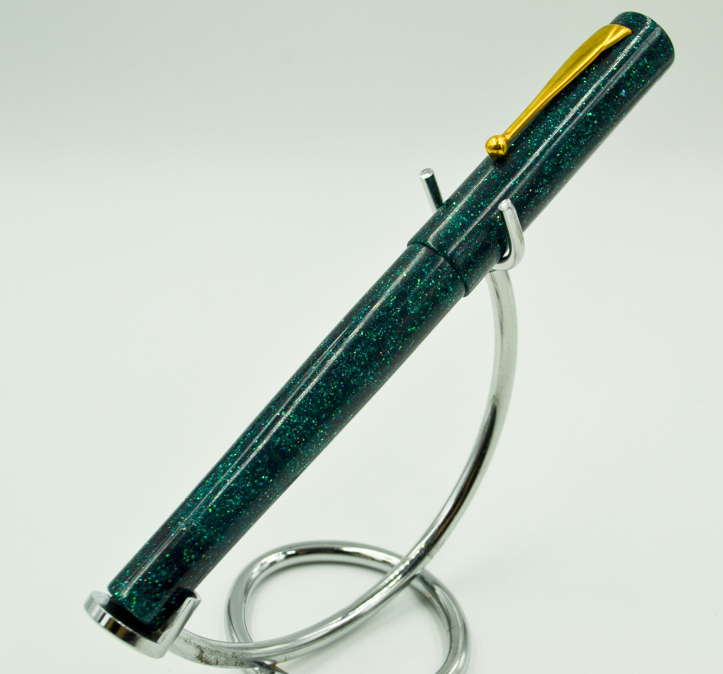 M414C - Teal Radiance Diamond Cast - Jowo 1.1 Gunmetal nib