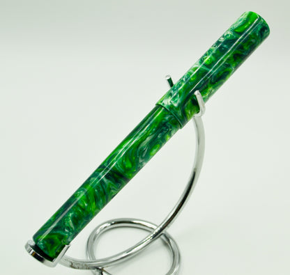 M506C  (Evancio) - Frog Pond Lava - Bock M nib