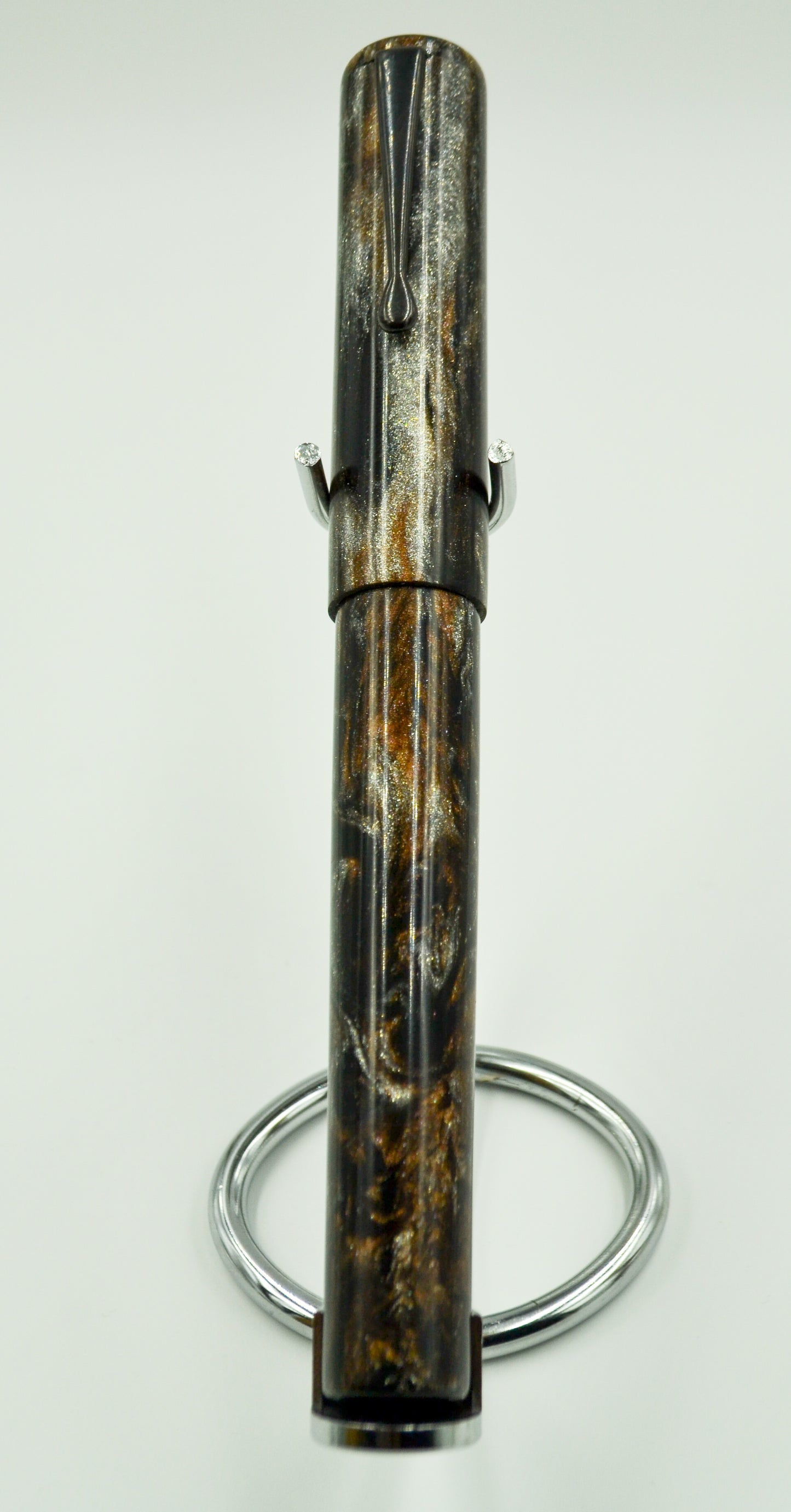 M566C - (Evancio) - Heimdallr resin - BOCK #8 Titanium F nib w-ebonite feed