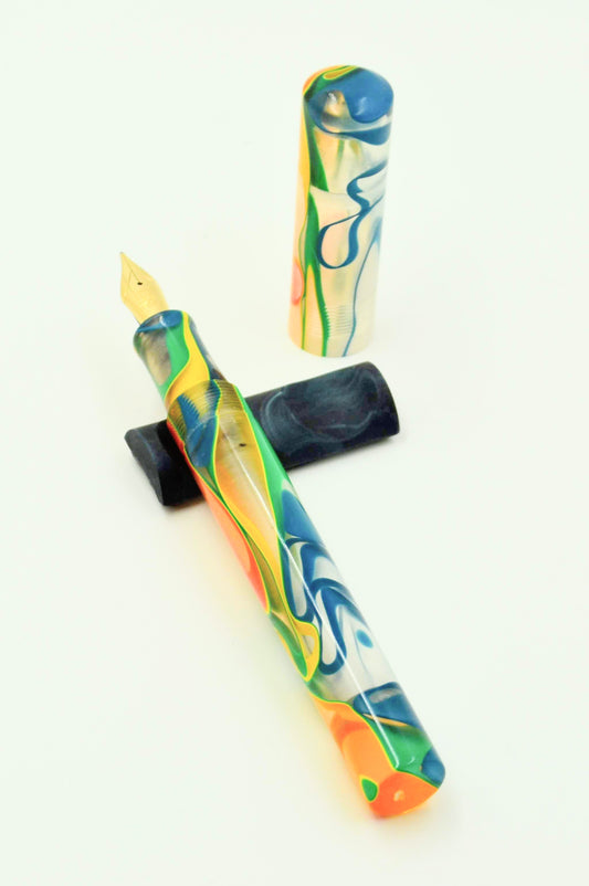 M207C - (Evancio) - Funhouse Swirl demonstrator