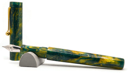 B24  - Irish Isles Gold clip