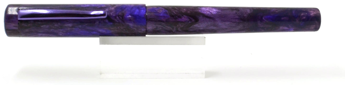 B24 - (SNR) Purple People Eater (220572)