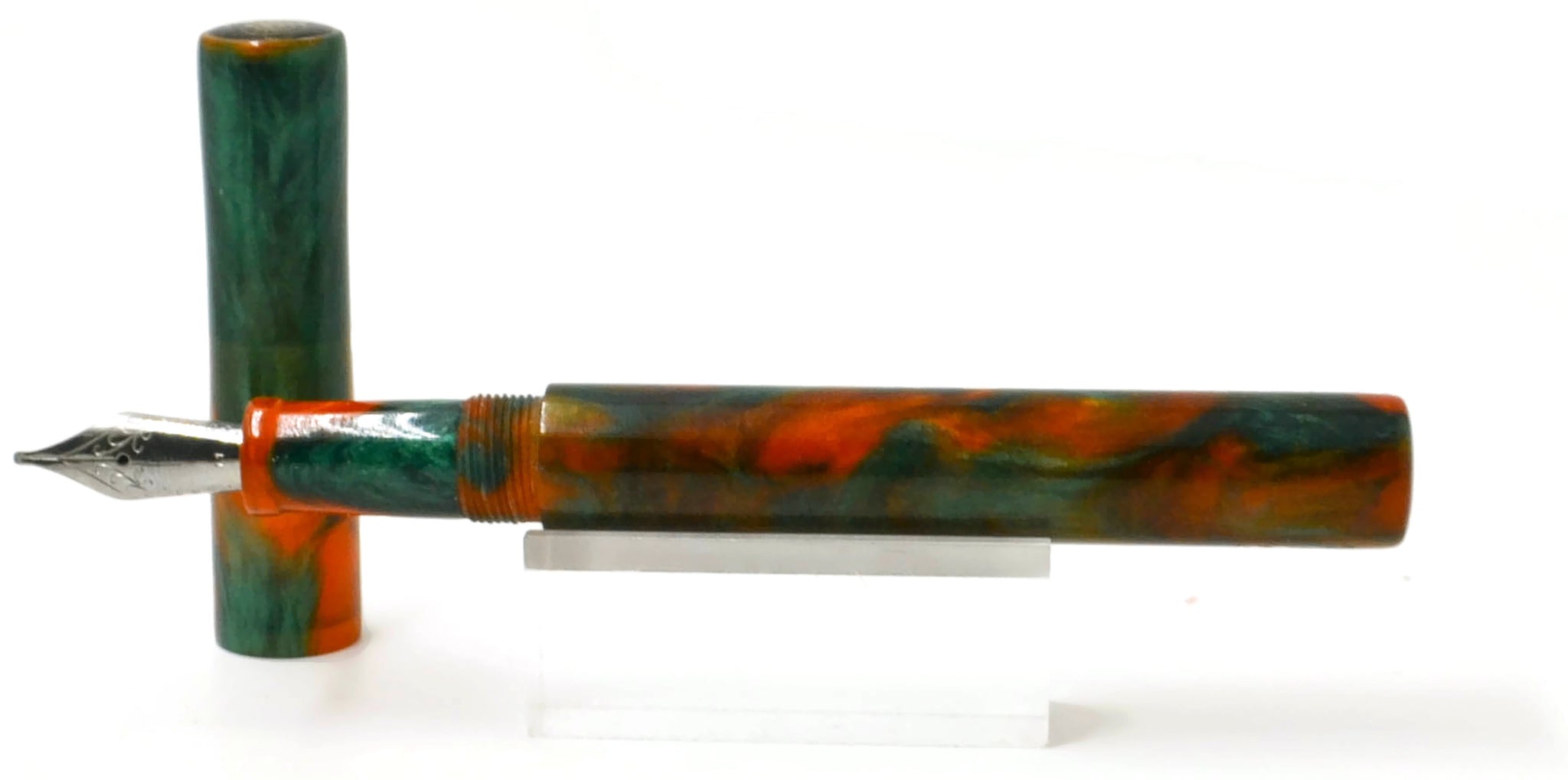 O24 - Green and Orange (220251) – Hinze Pen Company
