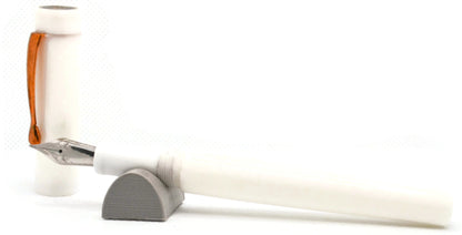 B24 - Snow White (Diamond cast) w/ Rose Gold Clip (220123)