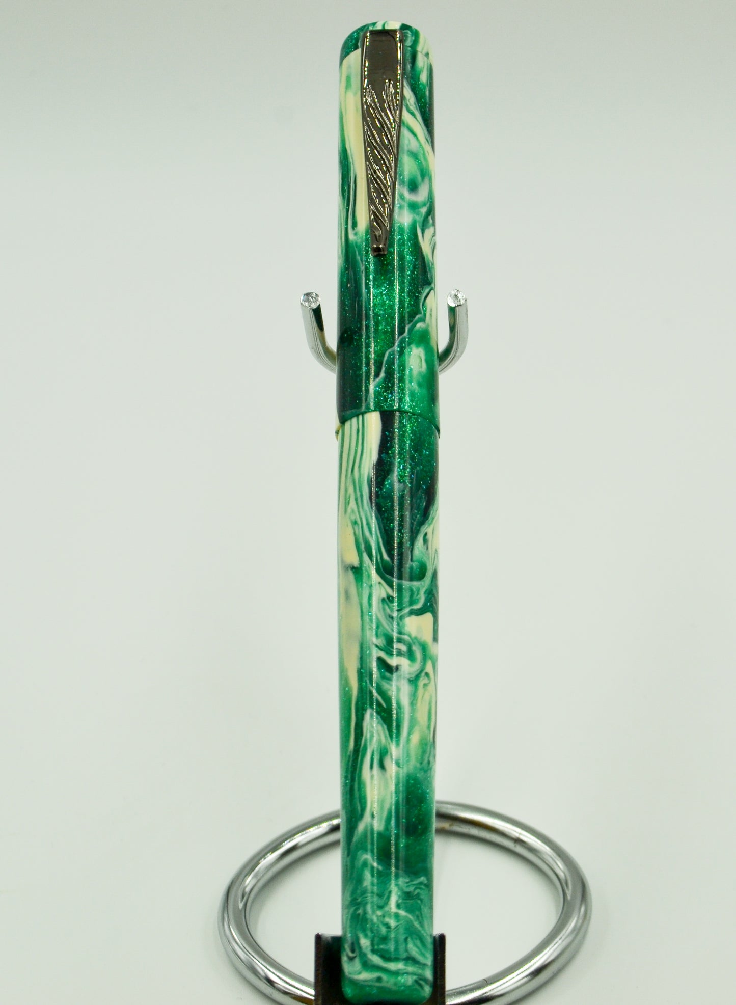 M514C - Emerald Green and White - Jowo #6 EF