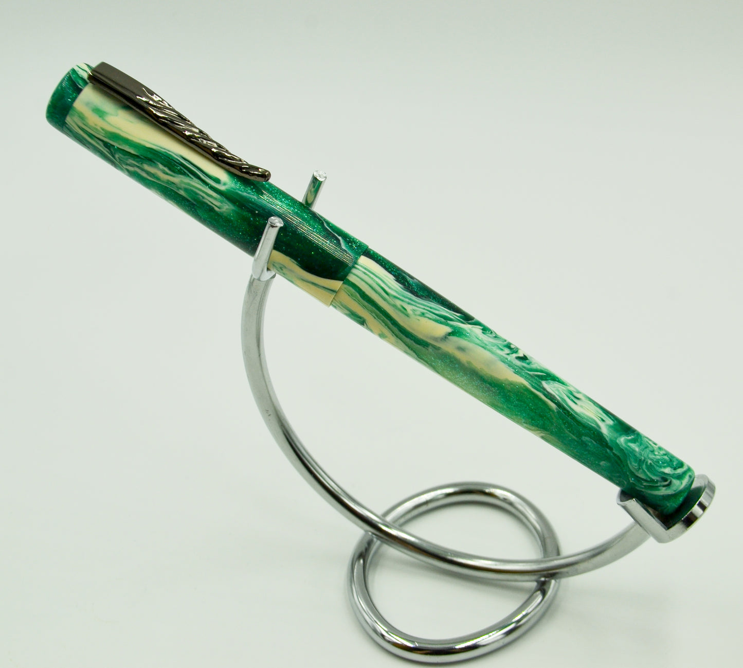 M514C - Emerald Green and White - Jowo #6 EF