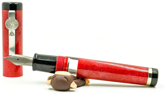 B46 - König - Candy Apple Red w/Black trim