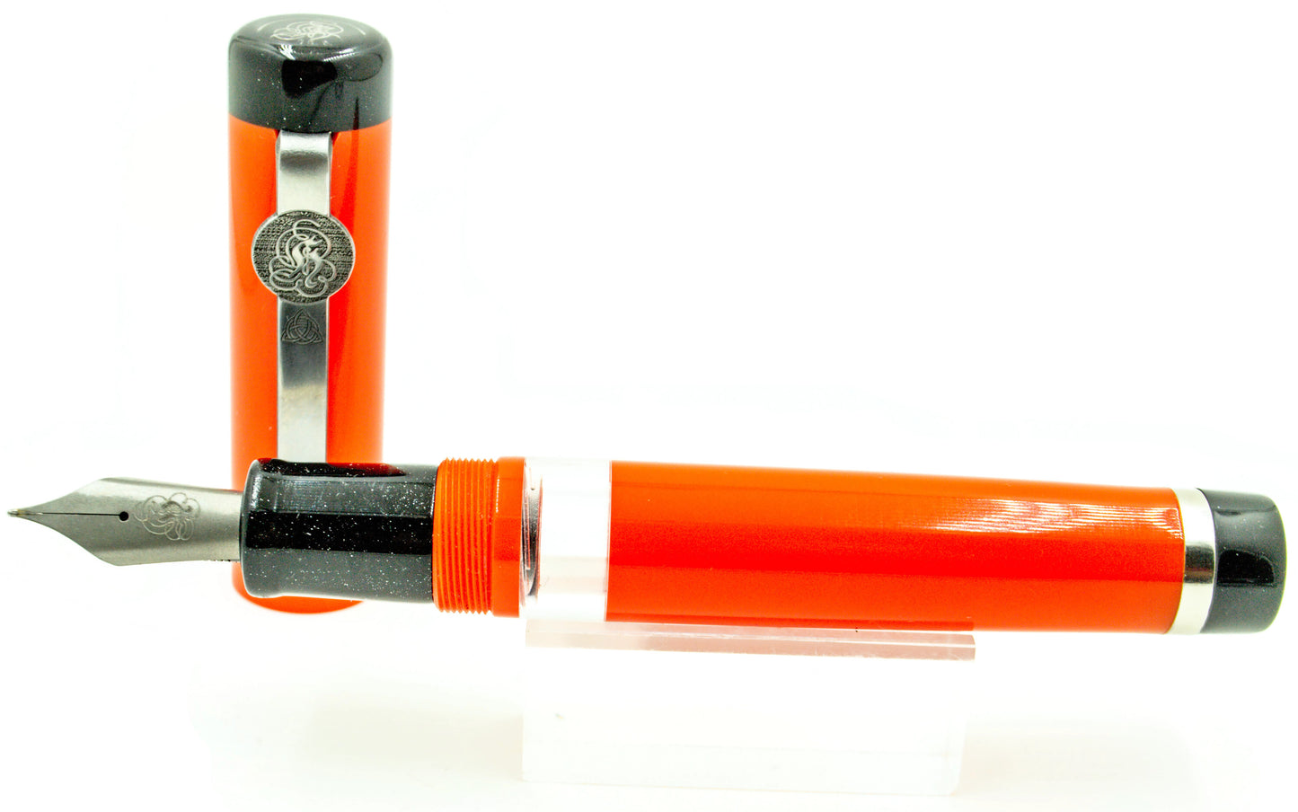 B46 - König - Orange with Black Trim