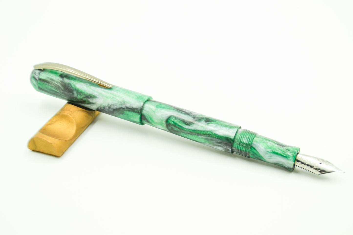 M455C - Emerald Isle Diamond Cast