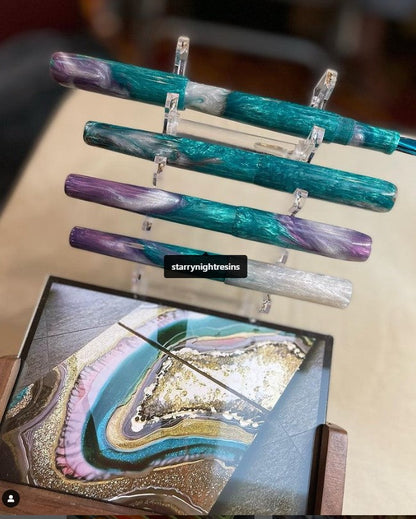 B24  - SNR - Uncle Kenney Pen