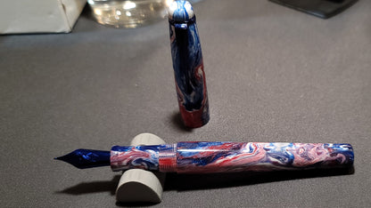 F14 -  Federalist Pens and Paper Collaboration "Stars and Stripes"